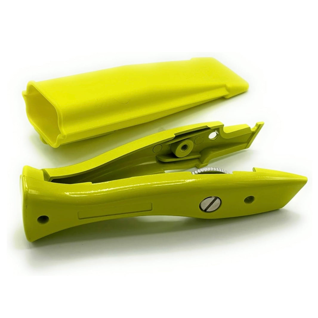 CCA Yellow Carpet Cutter Tool with Yellow Holder for The Professional and DIY Installer