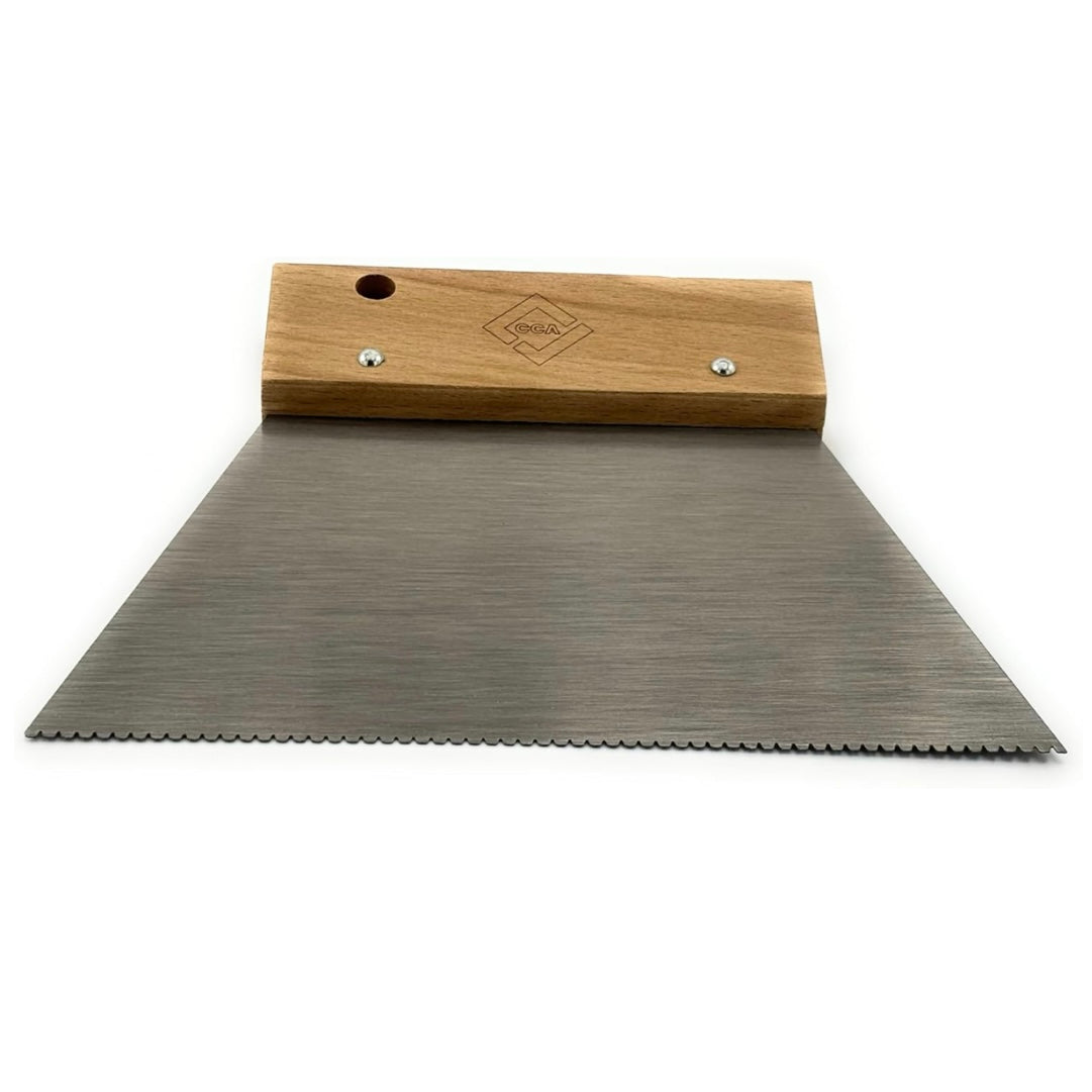 CCA - A2 Adhesive Fan Trowel Hand Spreader with Wooden Handle. for Combing in Pressure Sensitive Adhesive Beads evenly, Fitting LVT Flooring for The Perfect fit. 18cm, V Notch