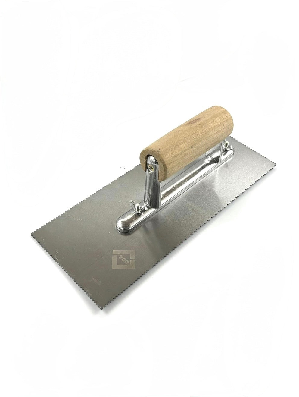 CCA A2 V-notch trowel with wooden handle for even LVT adhesive spreading. | Tempered steel with four-sided at 1mm x 3mm notches for even pressure-sensitive adhesive spreading.